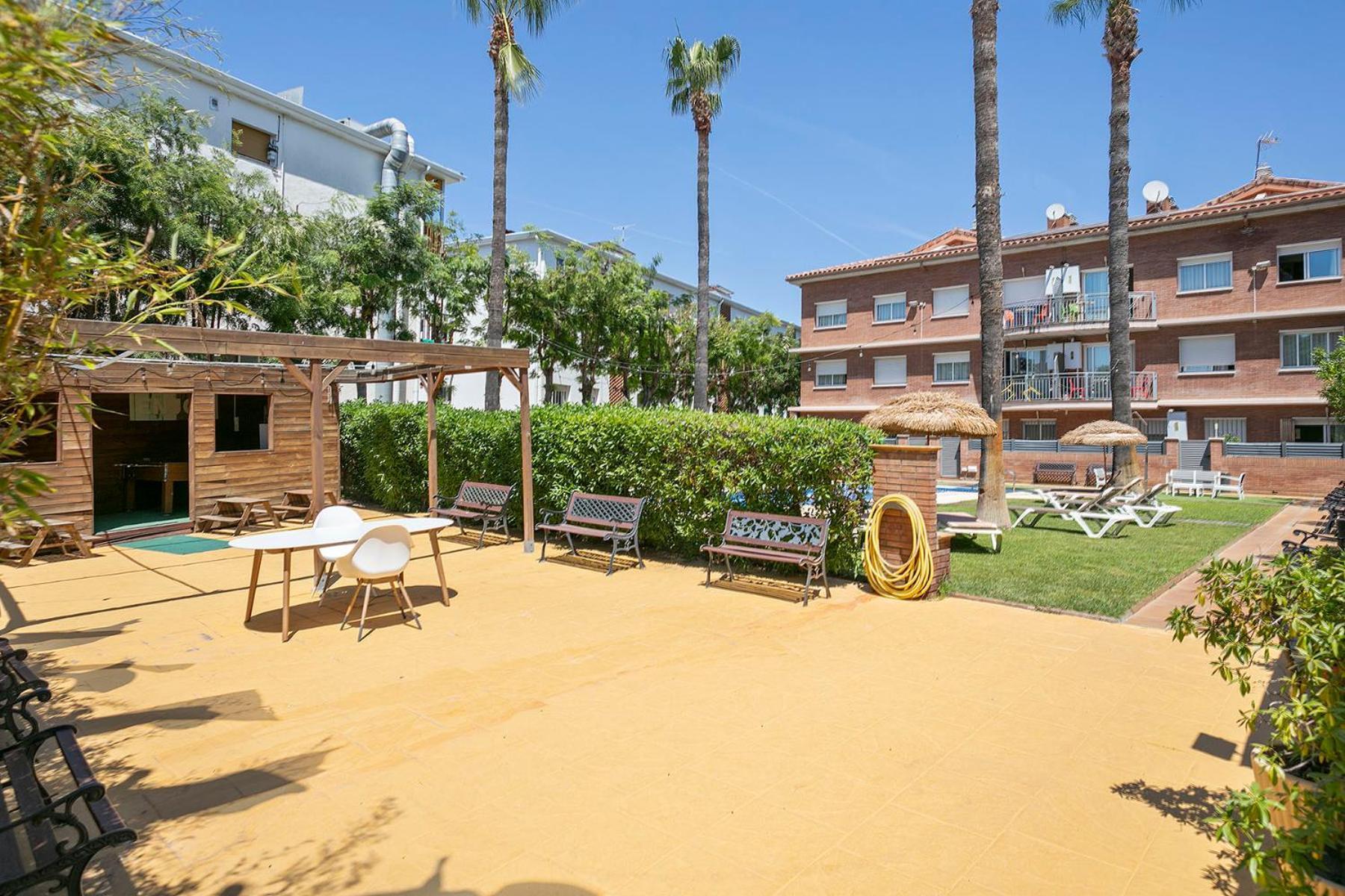 Apartamentos Velor Castelldefels Εξωτερικό φωτογραφία