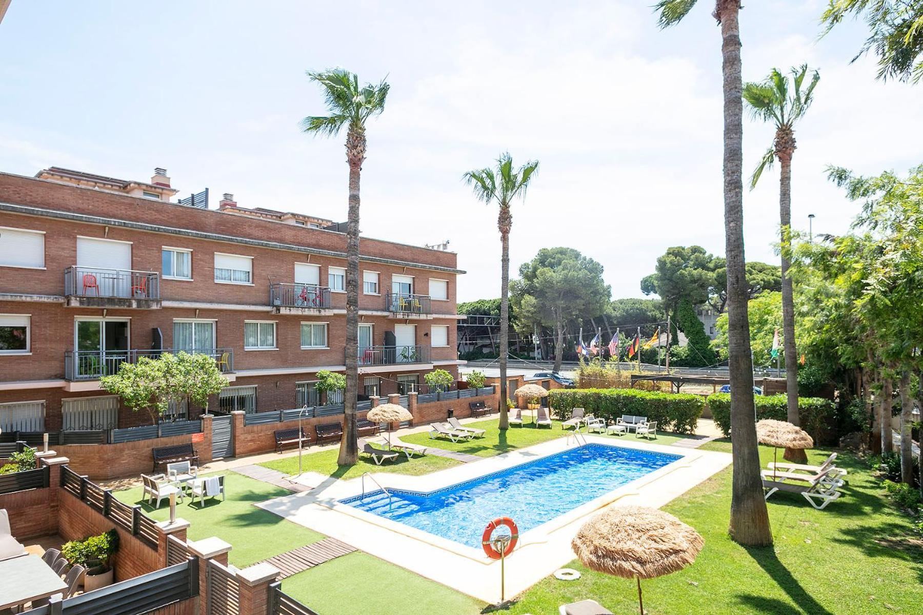 Apartamentos Velor Castelldefels Εξωτερικό φωτογραφία