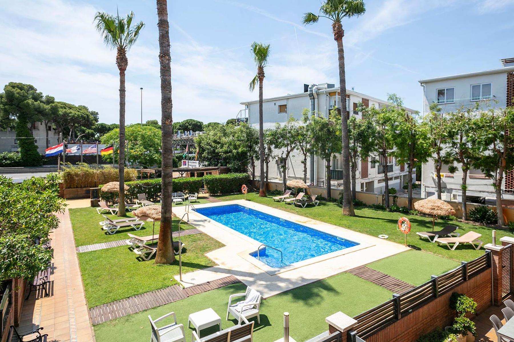 Apartamentos Velor Castelldefels Εξωτερικό φωτογραφία