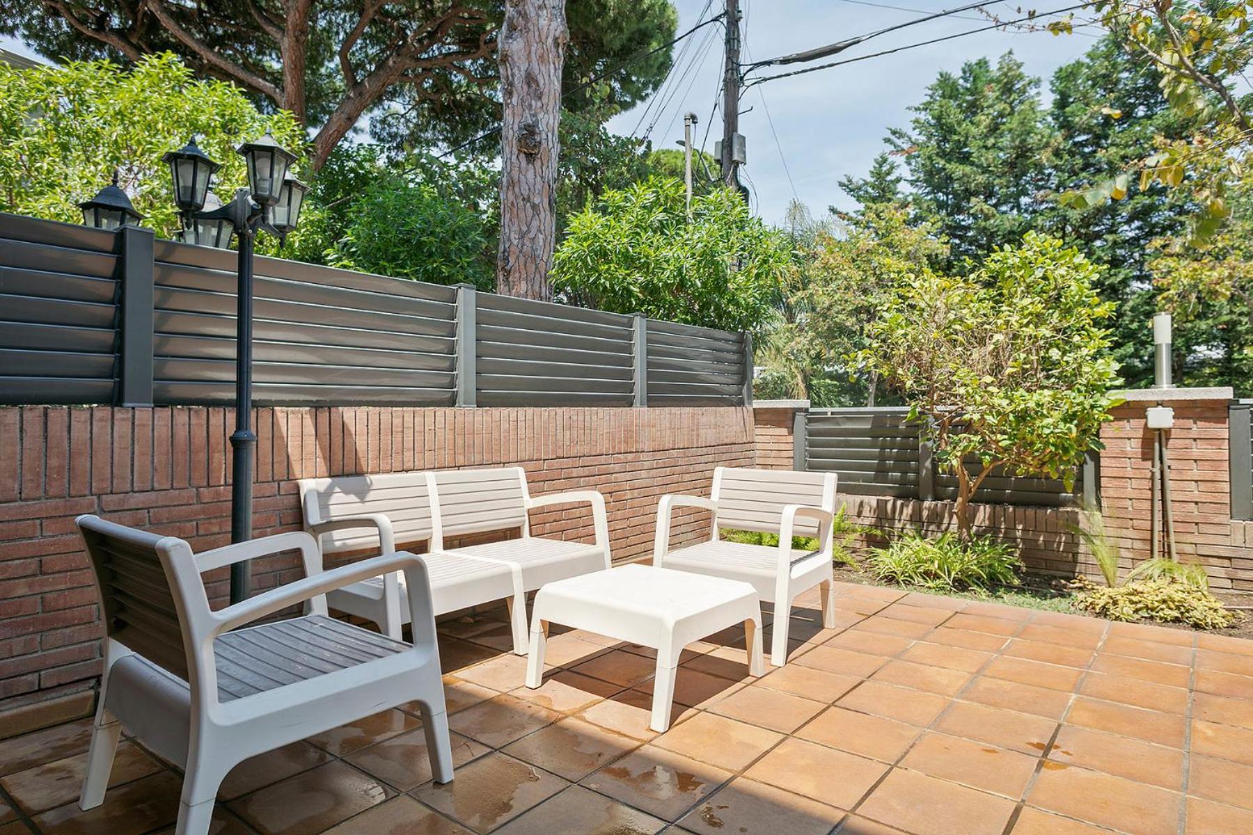 Apartamentos Velor Castelldefels Εξωτερικό φωτογραφία