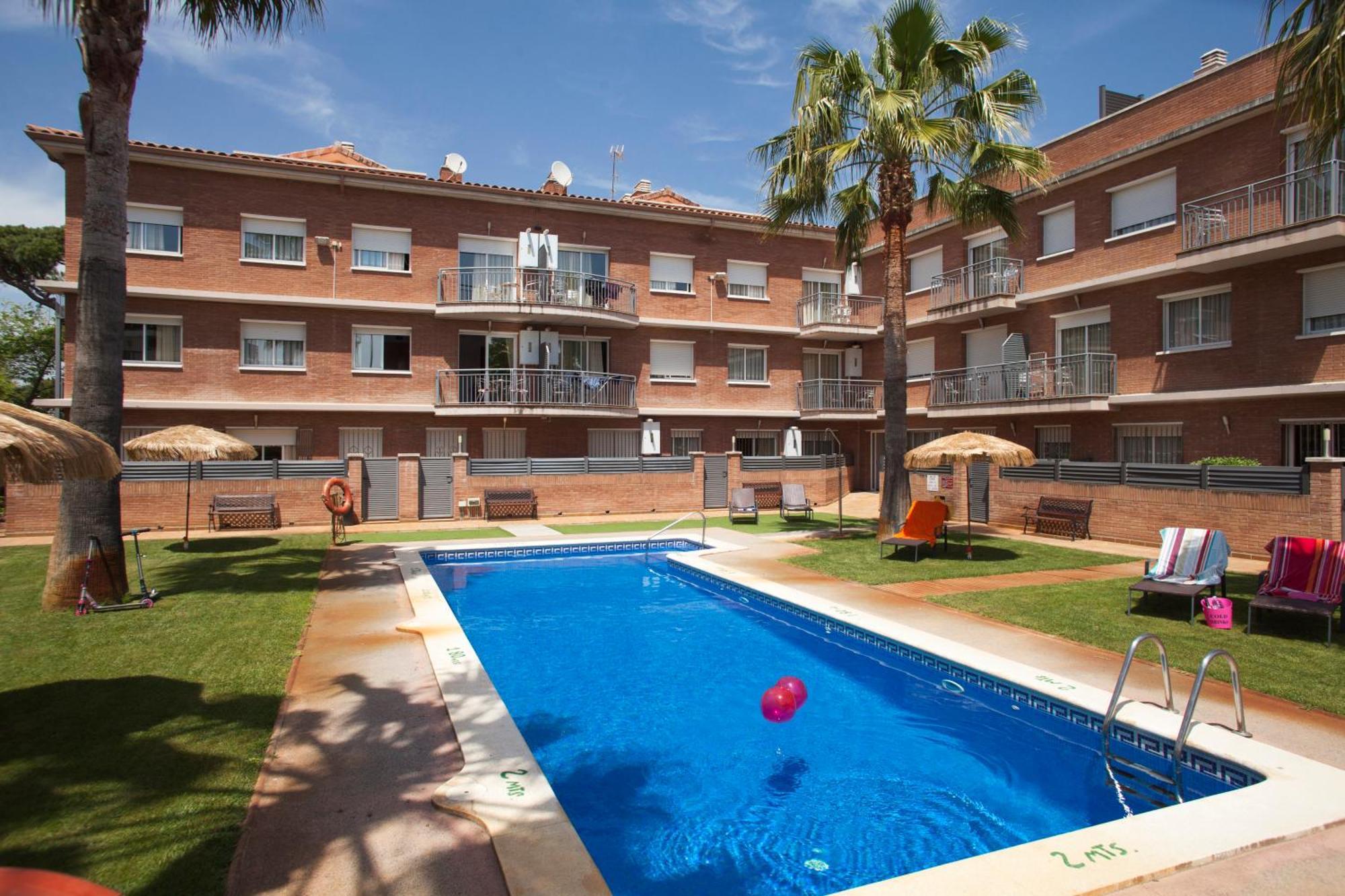 Apartamentos Velor Castelldefels Εξωτερικό φωτογραφία